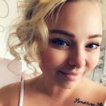 Leah Hunt - @leahlouise88 - Instagram