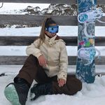 Leah Lloyd - @leahlloyd98 - Instagram