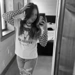 Leah Lloyd - @leahlloyd586 - Instagram