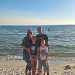Leah Lorenz - Facebook