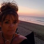 Leah Mayes - @leahsmaze - Instagram