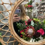 Leah Muller - @leahflowerartist - Instagram
