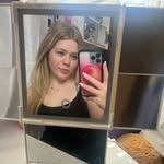 leah - @leahpointerr - Instagram
