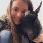Leah Roach - @leahdee2021 - Instagram