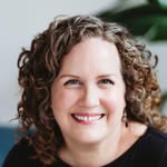 Leah Schilling - @prideandjoybirth - Instagram