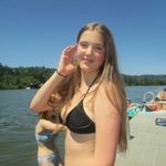@l.eah.schwarz - Instagram