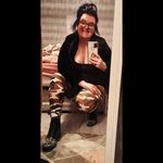 Leah Tully - @leahmoore936 - Instagram