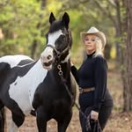 Leah Vaughn - @liveresiliently - Instagram