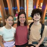 Leah Walling Mavromihalis - @leahmavromihalis - Instagram
