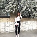 Leann Barnes - @leannbarnes85 - Instagram