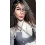 @leannholder9 - Instagram