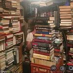 Leanne - @leanne.loves.books - Instagram