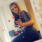 Leanne Lowe - @leannelowe183 - Instagram