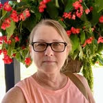 Georgia LeAnn Ryan - @mommalovesplants - Instagram