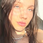 Leanne Baird - @anna358xgr - Instagram