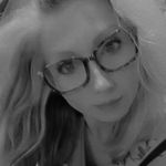Leanne Britton - @1andonlymommybear - Instagram