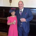 Leanne Burrows - @leanne.burrows.77 - Instagram