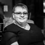 Leanne Burton - @bleanne64 - Instagram