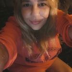 Leanne Burton - @leanne9731 - Instagram