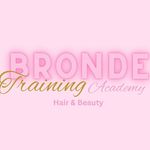 𝐿𝑒𝒶𝓃𝓃𝑒 𝒞𝒽𝑒𝓃𝑒𝓎 - @brondehairbeautybar - Instagram