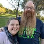 Leanne Cox - @leanne_goat_mom - Instagram