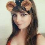 Leanne Dean - @lealea1516 - Instagram