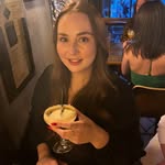 Leanne Paige - @leannedoesthethings - Instagram