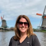 Leanne McMeans Finney - @leanne.roam.eat.run - Instagram