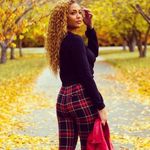 Leanne Gibson - @partyof5_curations - Instagram