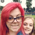 Leanne Hanson - @mammy_of_5_wee_miracles - Instagram