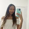 Leanne - @leanne.reads - TikTok