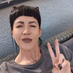Leanne Crawford - @leannesloan6 - Instagram