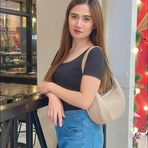 Lee Anna - Facebook