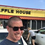 Lee Ayers - @carrollleecooks - Instagram