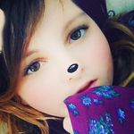 Ninaa Lee Bellis - @niniidaweirdo - Instagram