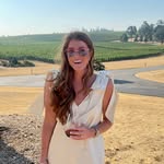 Alayna Lee - @alaynaberginlee - Instagram