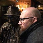 Lee Bradbury - @fredthefrenchieofficial - Instagram