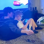 @leebreen0 - Instagram
