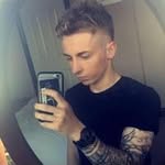Lee Burden - @liamsmith090 - Instagram