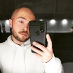 Lee Clarke - @cuppatealee - Instagram