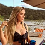 Larrisa Freitas - @leefreitas.carvalho - Instagram