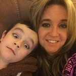 Lee Anne Gooding - @leeannebus19 - Instagram