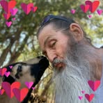 Lee Hallmark - Facebook