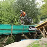 Lee James - @dh_leejames - Instagram