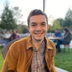 Lee Larson - @leelarson4 - Instagram