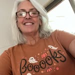 Lee Probst - @readloudlee - Instagram