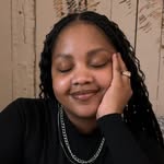 lerato - @leereadapage - Instagram
