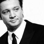 Jeremy Lee Renner - @jeremyleerennerturkey - Instagram
