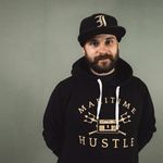 Cody Lee Rockwell - @rockwell.resell - Instagram