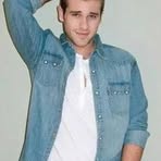 Lee Salazar - Facebook